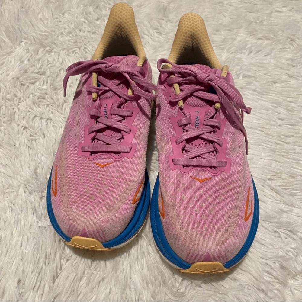 Hoka Women's Clifton 9 Lilac Pink and Blue Running Shoes - Picture 3 of 7